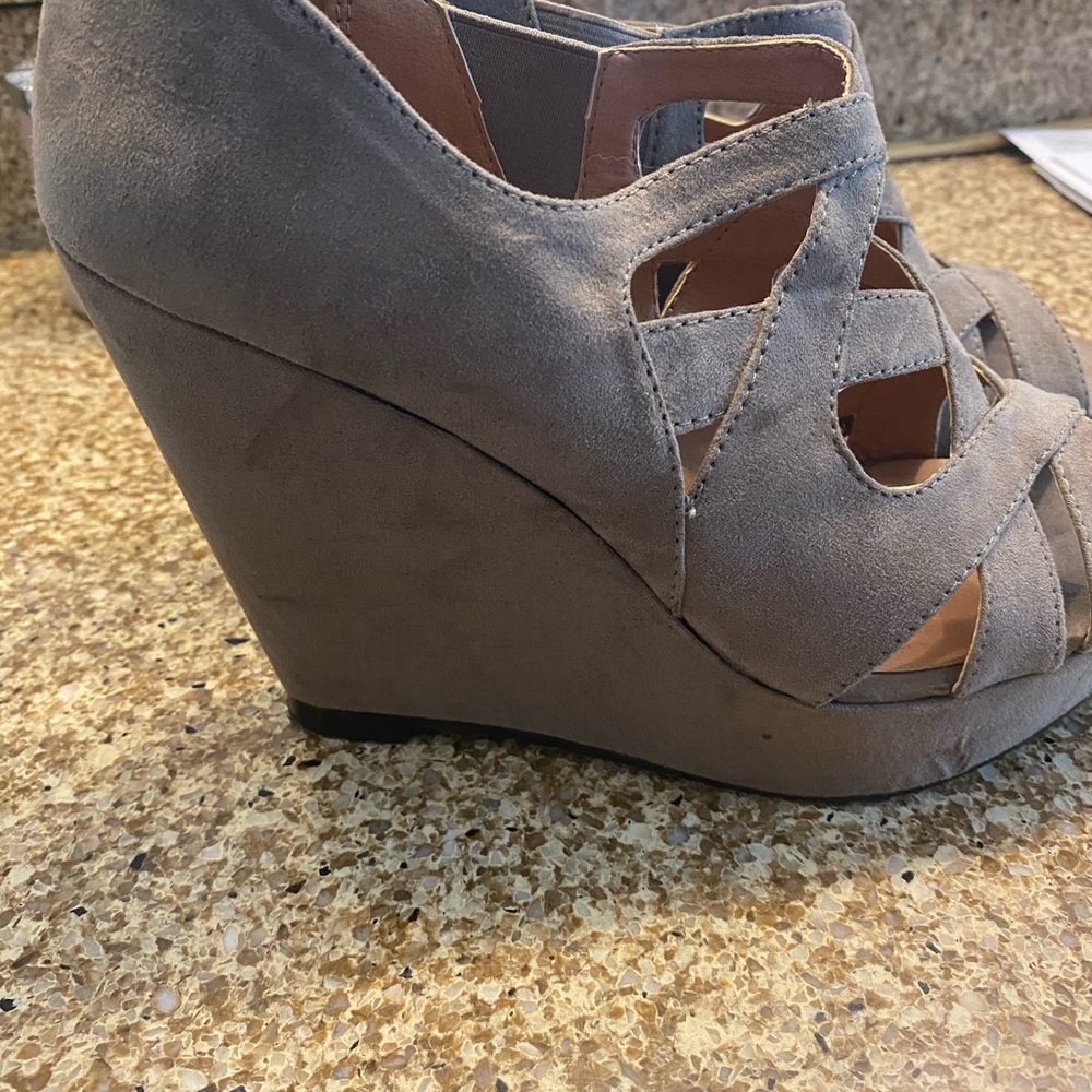 Suede Platform - image 2